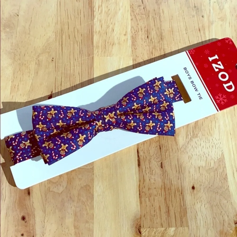 NWT Izod Boy’s Christmas Gingerbread Man Bow Tie